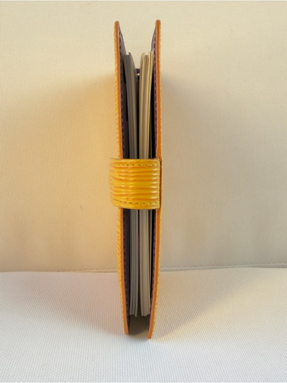 Louis Vuitton Vintage Epi Agenda PM Yellow Toledo Gold Planner Leather Cover - Picture 3 of 10